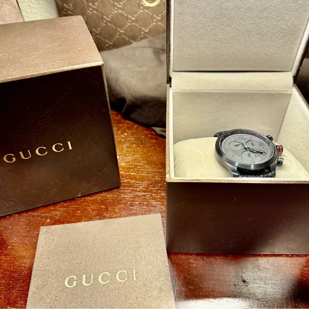 Gucci stylish watch